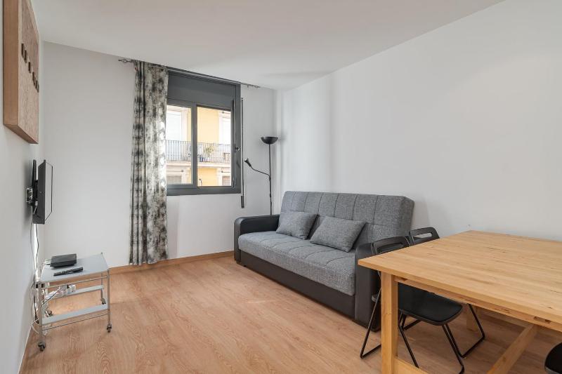 GuestReady - Bright home near Montjuic — забронировать отель в Барселоне