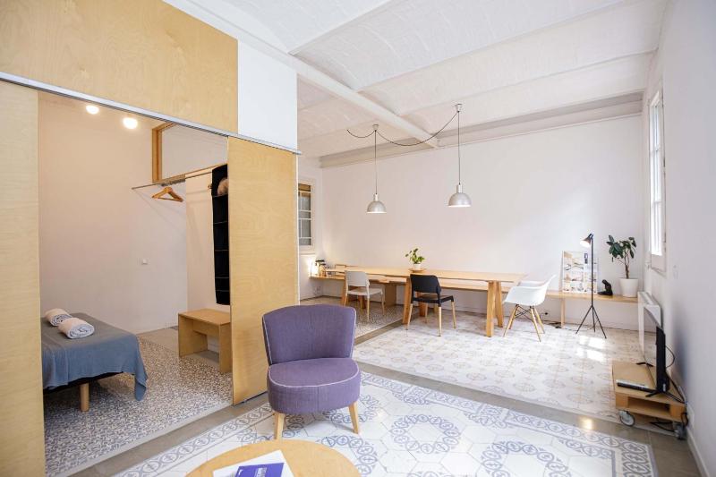 Stay U-nique Apartment Provenca III — комфортный отель в Барселоне