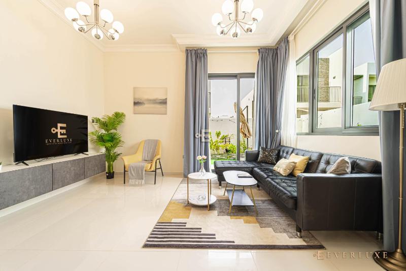 Pristine 3-bedroom Villa In Primerose Cluster — отель в Дубае, Объединенные Арабские Эмираты
