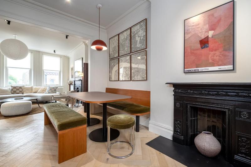 Цены на GuestReady - a delightful stay in Hampstead в Лондоне