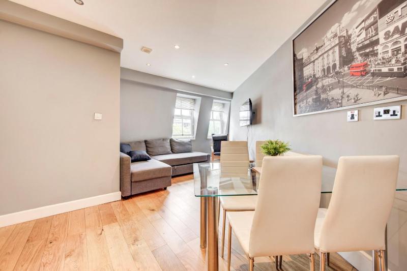 GuestReady - Cozy residence in Stockwell — отель с удобствами в Лондоне