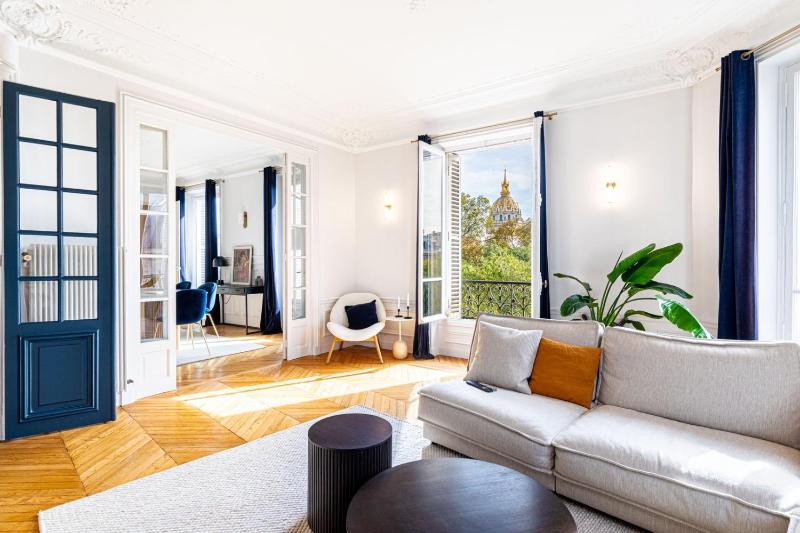 Цены на GuestReady - Invalides Elegance Escape в Париже