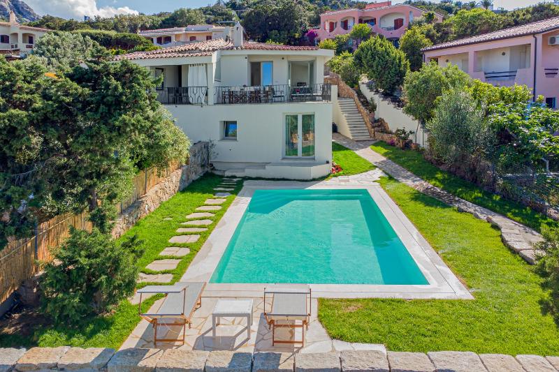 Villa La Maddalena a Porto Cervo - Lusso fronte mare
