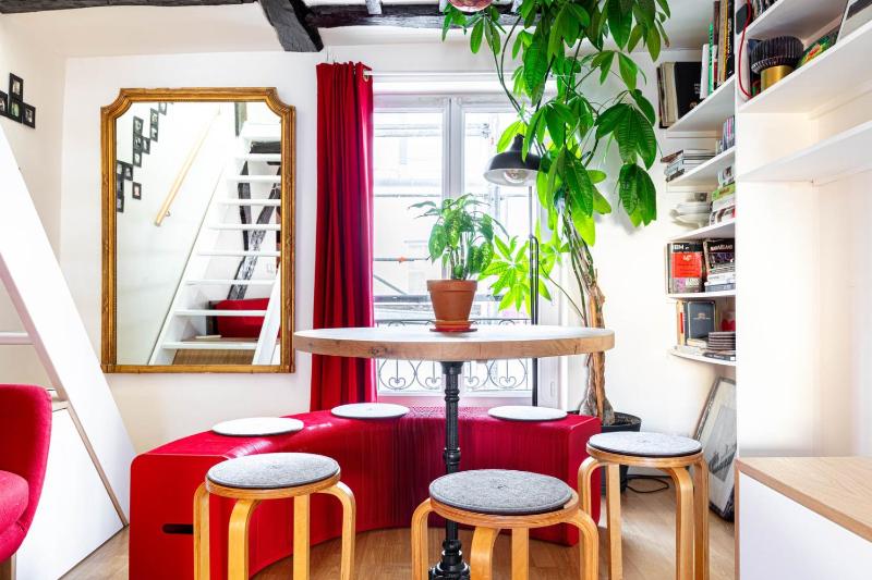 GuestReady - Nestled in Elegance in Central Paris — отель в Париже, Франция