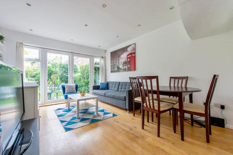 Lovely 2-bed 15 minutes to Central London — отзывы гостей и цены