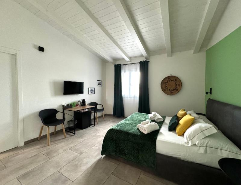 Citroom a Olbia - Camere Verdi nel Cuore della Città
