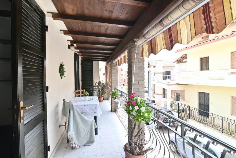 IzzHome Central Terrace a Pula - Spazioso apt con vista