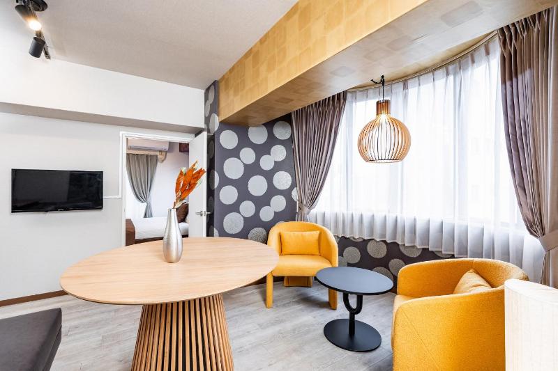 Bijou Suites Pine Brook 405 — комфортный отель в Осаке