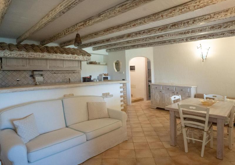 Villa Cristina a San Pantaleo - Lussuosa villa con piscina