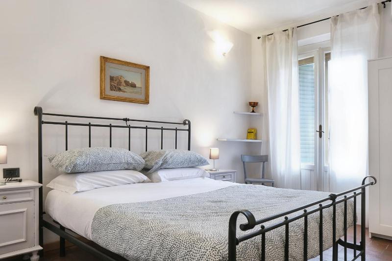 Wine Apartments Florence Montepulciano — забронировать отель в Флоренции