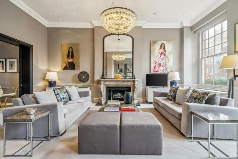 Цены на Knightsbridge Flat 3 Bed в Лондоне