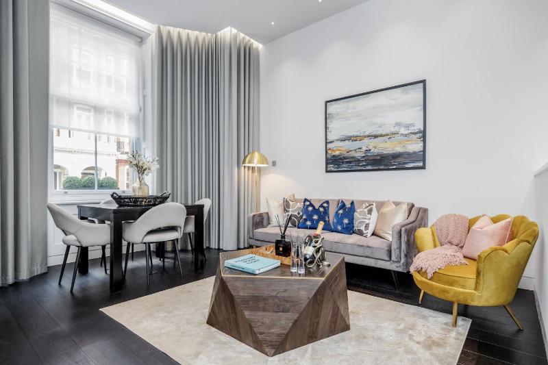 The Mayfair Residence — забронировать отель в Лондоне