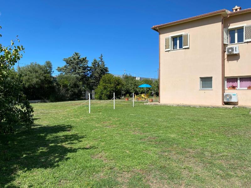 Zia Annina a Olbia - Appartamenti con giardino privato