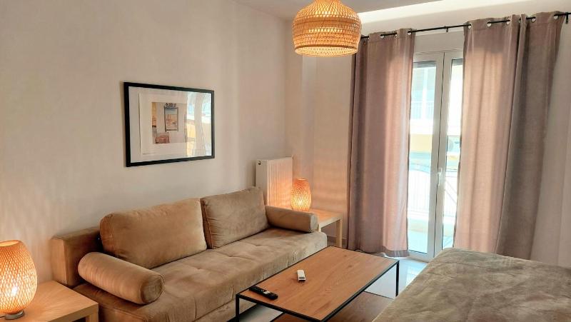 Цены на Wonderful apartment in Acropolis в Афины