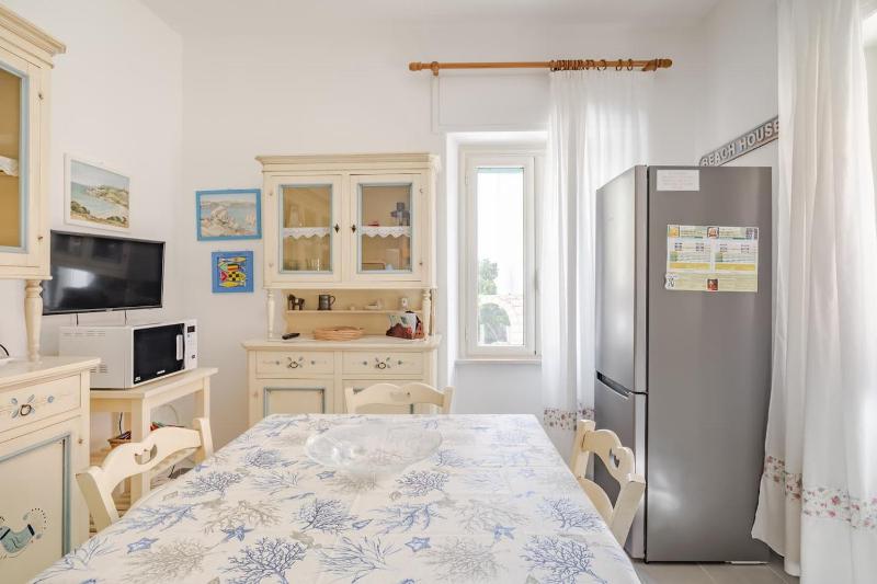 Casa Isabella a Santa Teresa: Ampio apt vista città