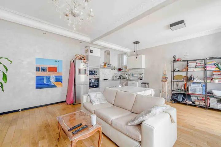 GuestReady - Stylish Living near the Eiffel Tower — отель с удобствами в Париже