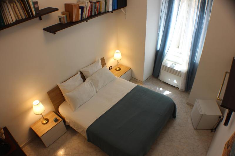 Casa Bayard — отель в Неаполе, Италия