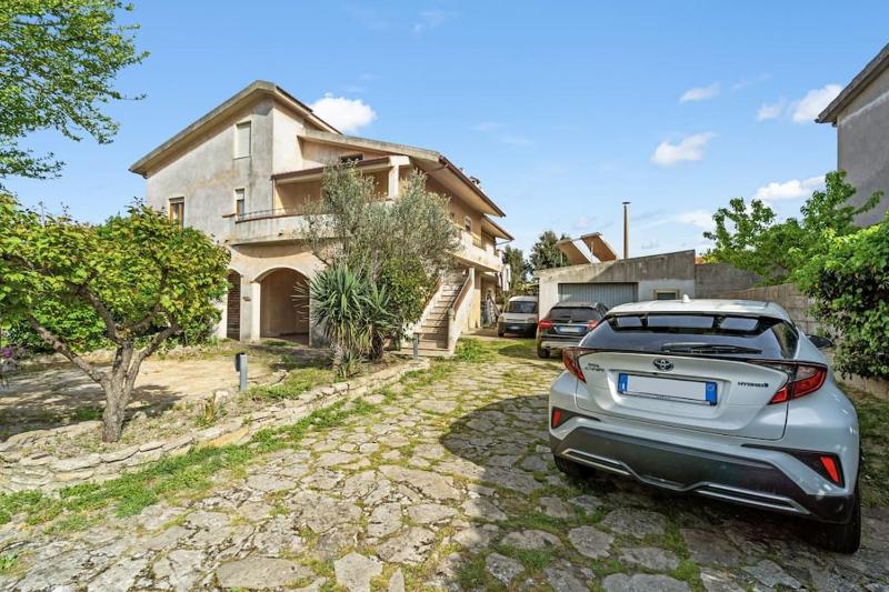 Nel Cuore dell'Isola a Nuragus - Lussuosa Casa Vacanze