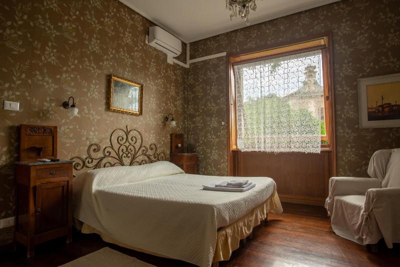 Locanda dei Buoni e Cattivi a Cagliari - Affascinante villa con ristorante