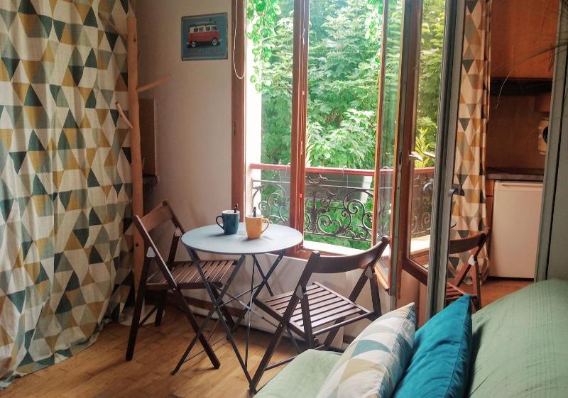 Studio in Montmartre — отель с удобствами в Париже