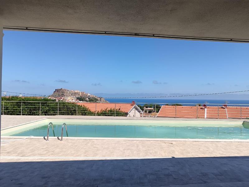 Il Tramonto a Castelsardo - Affascinante Appartamento con Piscina