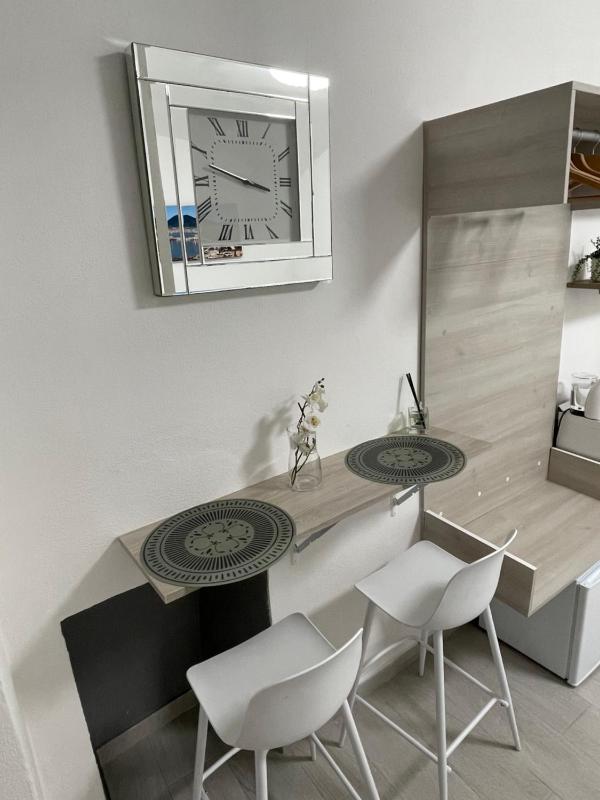 Titti House — забронировать отель в Неаполе