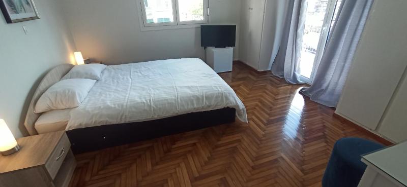 Chrishome — забронировать отель в Афины