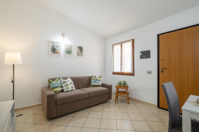Edo Apartment a Muravera - Confortevole con vista montagna