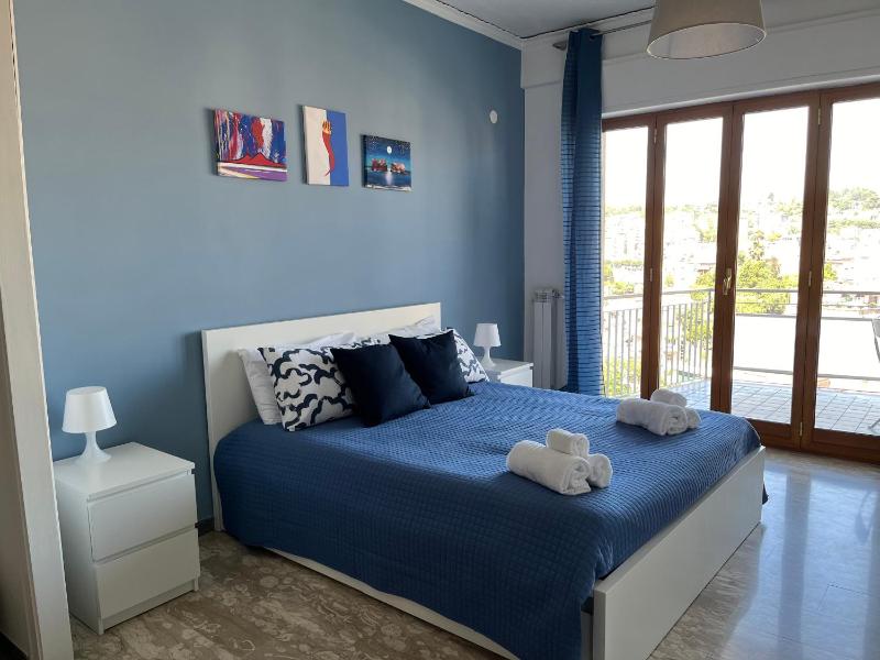 Balcony House — отель с удобным расположением в Неаполе