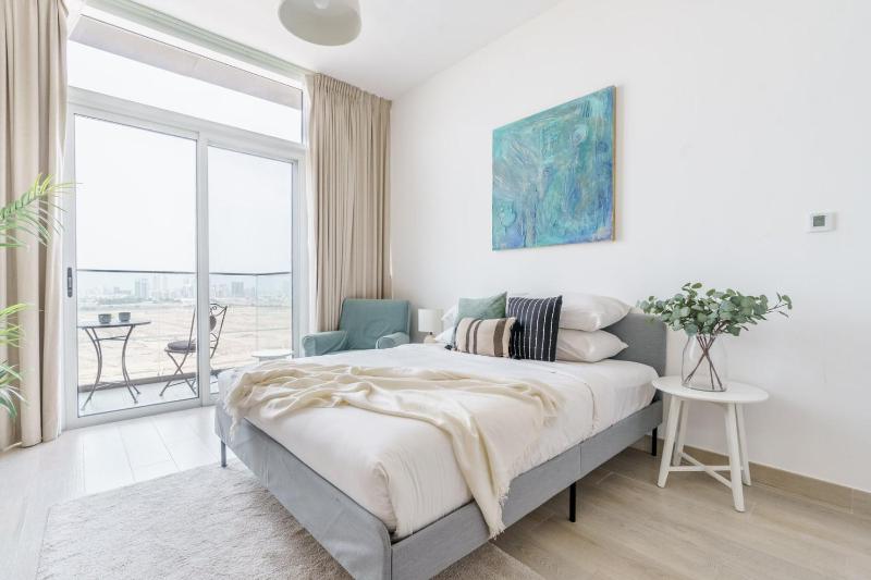 GuestReady Holiday Homes - The Aquatic Blossom — забронировать отель в Дубае