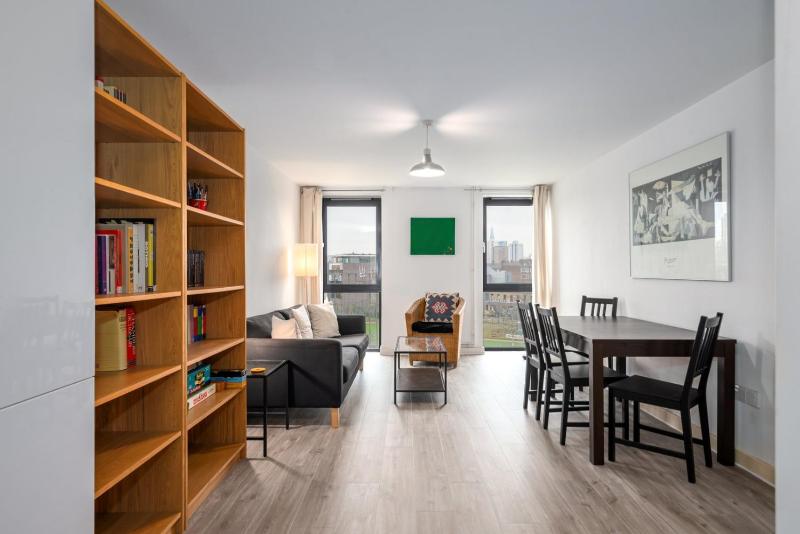 Цены на GuestReady - 1 Bed Apt with City views, Vauxhall в Лондоне