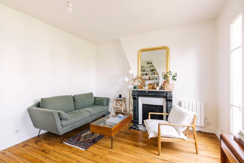 Guestready - Sejour de charme avec balcon — отель с удобствами в Париже