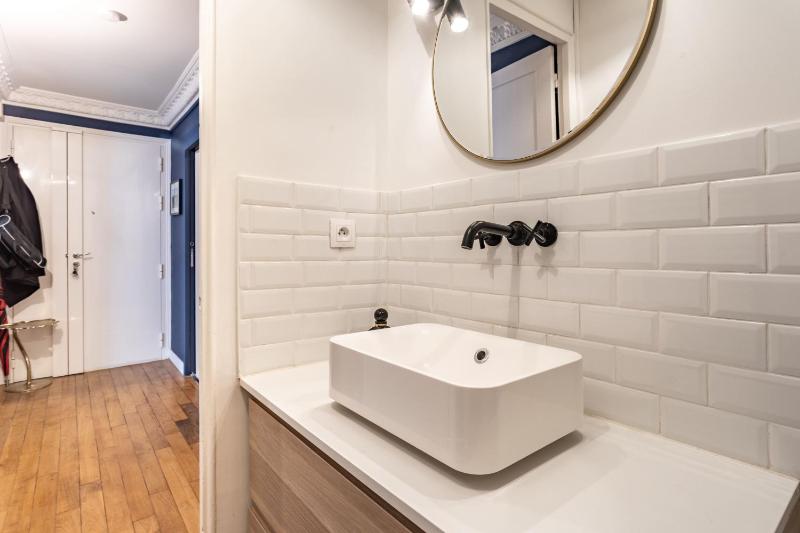 Montmartre // Lovely flat for you ! — отель с удобствами в Париже