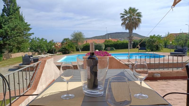 Casa Stefania a Castelsardo - Appartamento con Piscina