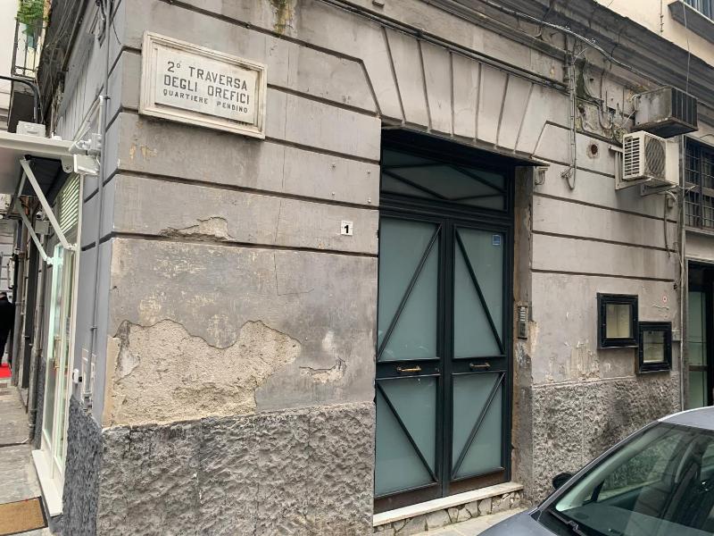 Appartamento La Cassaforte Napoli Centro - DUOMO — комфортный отель в Неаполе
