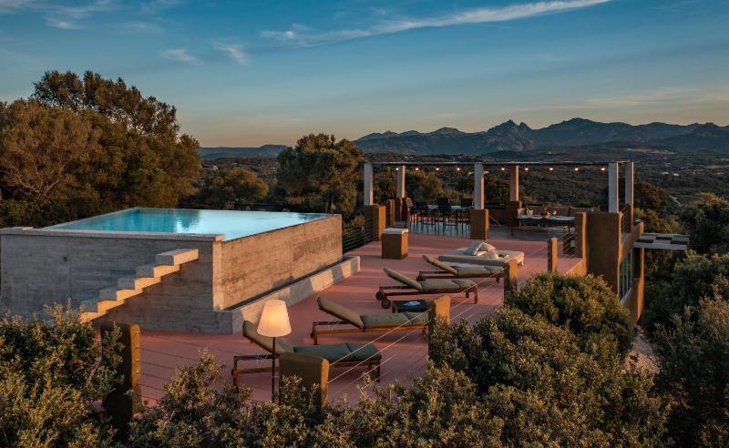 Villa Tre Nibbari a San Pantaleo - Elegante villa relax