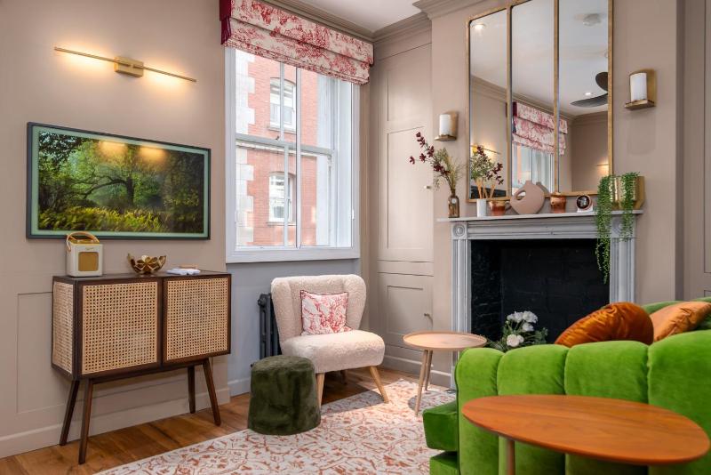 Цены на GuestReady - Evergreen Apt near The British Museum в Лондоне