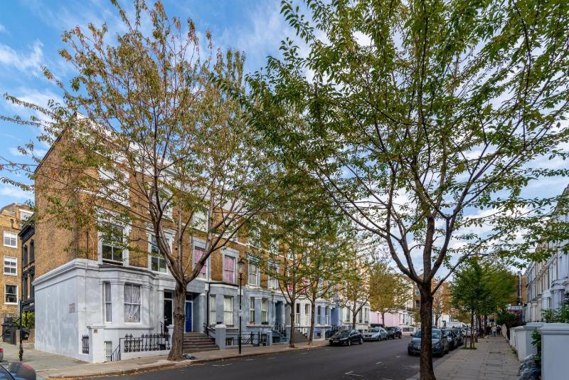 Stylish Notting Hill City Pad — комфортный отель в Лондоне