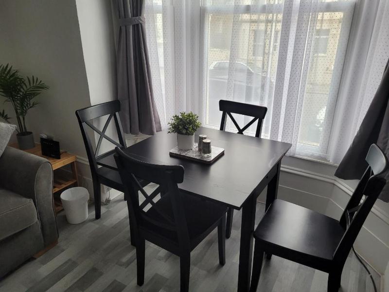 2 bed flat in Lambeth — комфортный отель в Лондоне