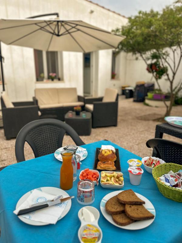 B. SINIS a Càbras - Accogliente B&B con giardino comune