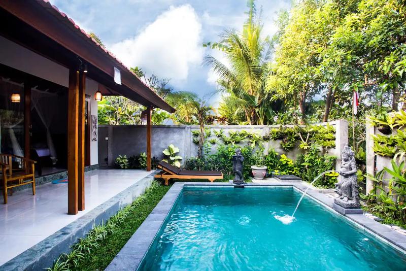 Цены на Villa Krisna - Ubud identity and modern city style в Убуде