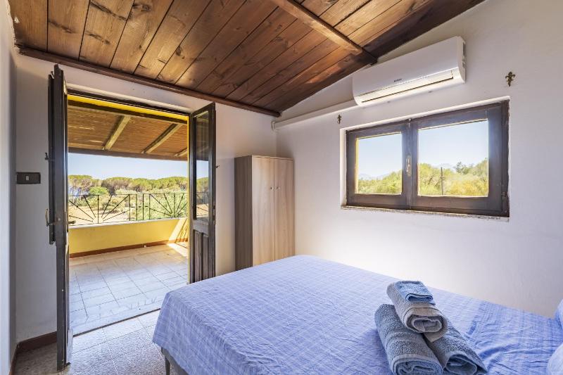 Villa Chicco a Bari Sardo - Lussuosa Casa Vacanze Fronte Mare