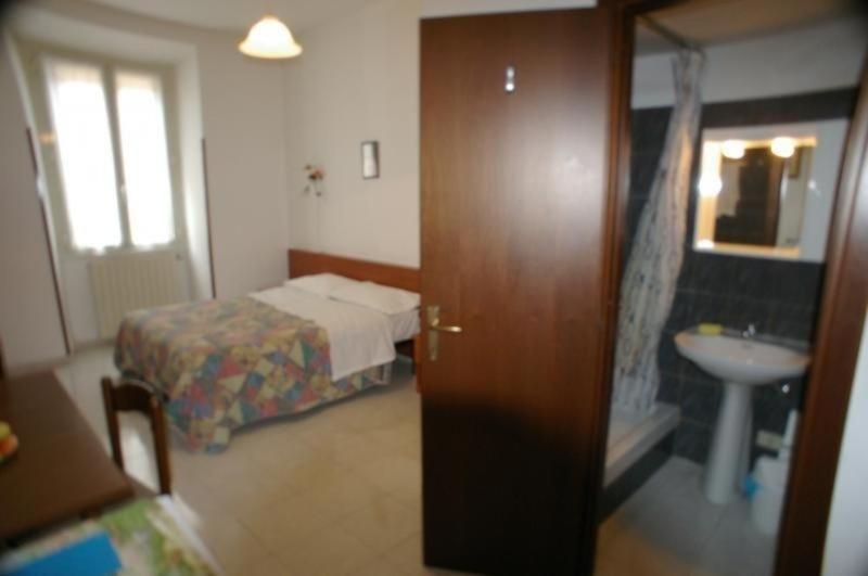 Цены на Gastezimmer nr2 im 3 Stock в Риме