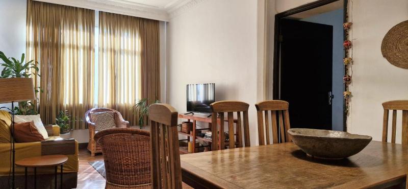 Copacabana 3 quartos ar cond a 2 qds da praia — забронировать отель в Рио