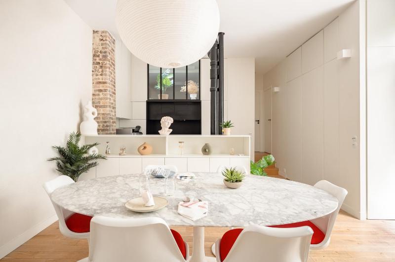 Best part of Saint-Germain-des Pres / 3 bedrooms — отель в Париже, Франция