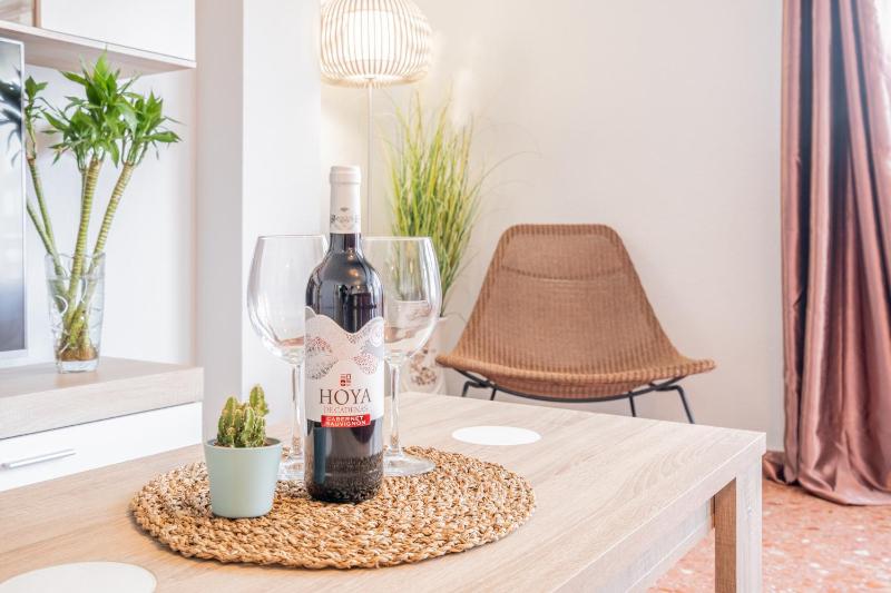 Цены на Apartamento Familiar en Avenida del Puerto в Валенсии