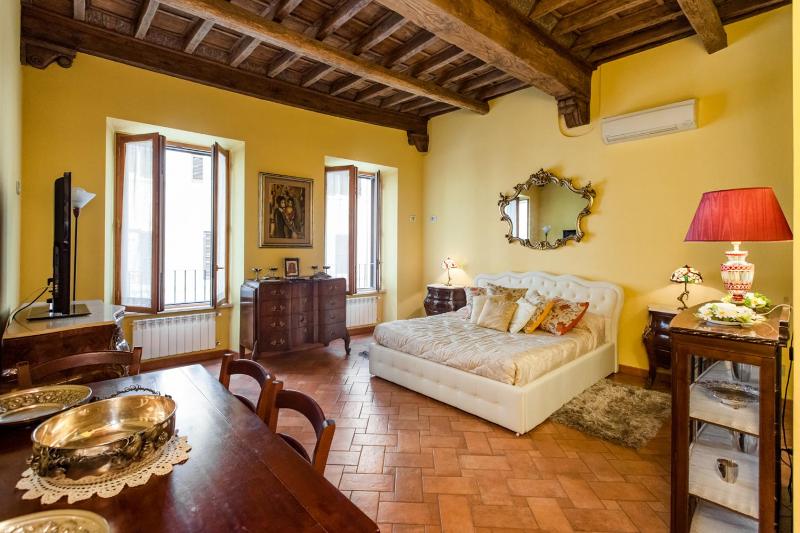 Impero Vaticano Navona Apartment — комфортный отель в Риме