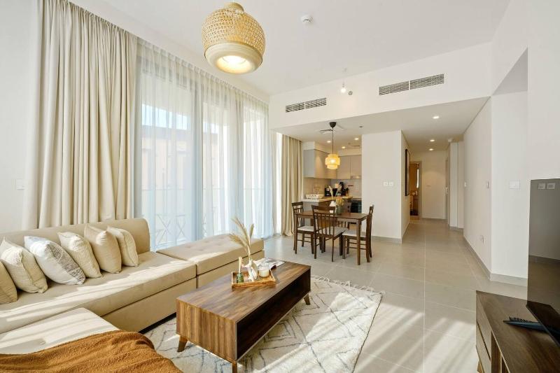 Modern 2br In Downtown 5 Min Walk To Dubai Mall — комфортный отель в Дубае