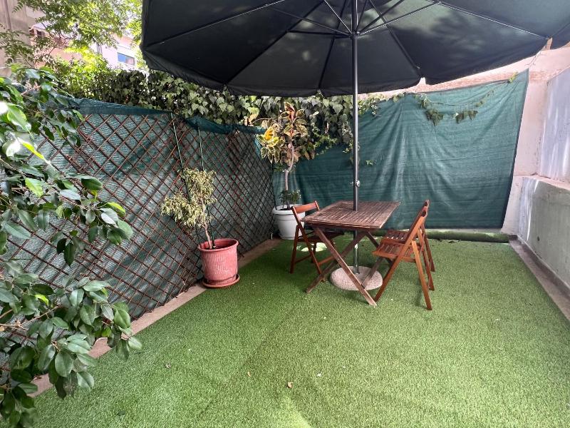 Cozy Mezonette near City Center Athens near Metro Station — отель в Афины, Греция