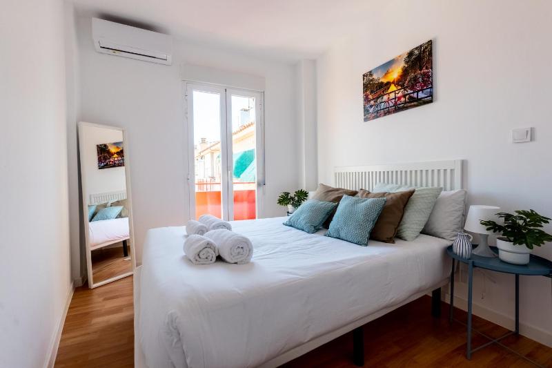 Homely 2 Bedroom Apartment in Barajas — отель в Мадриде, Испания